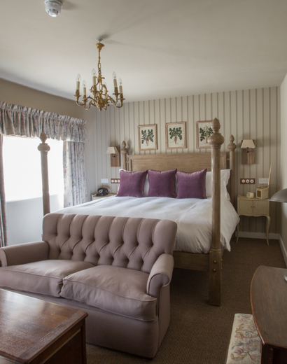 The Pig at Combe — interior and exterior view 31