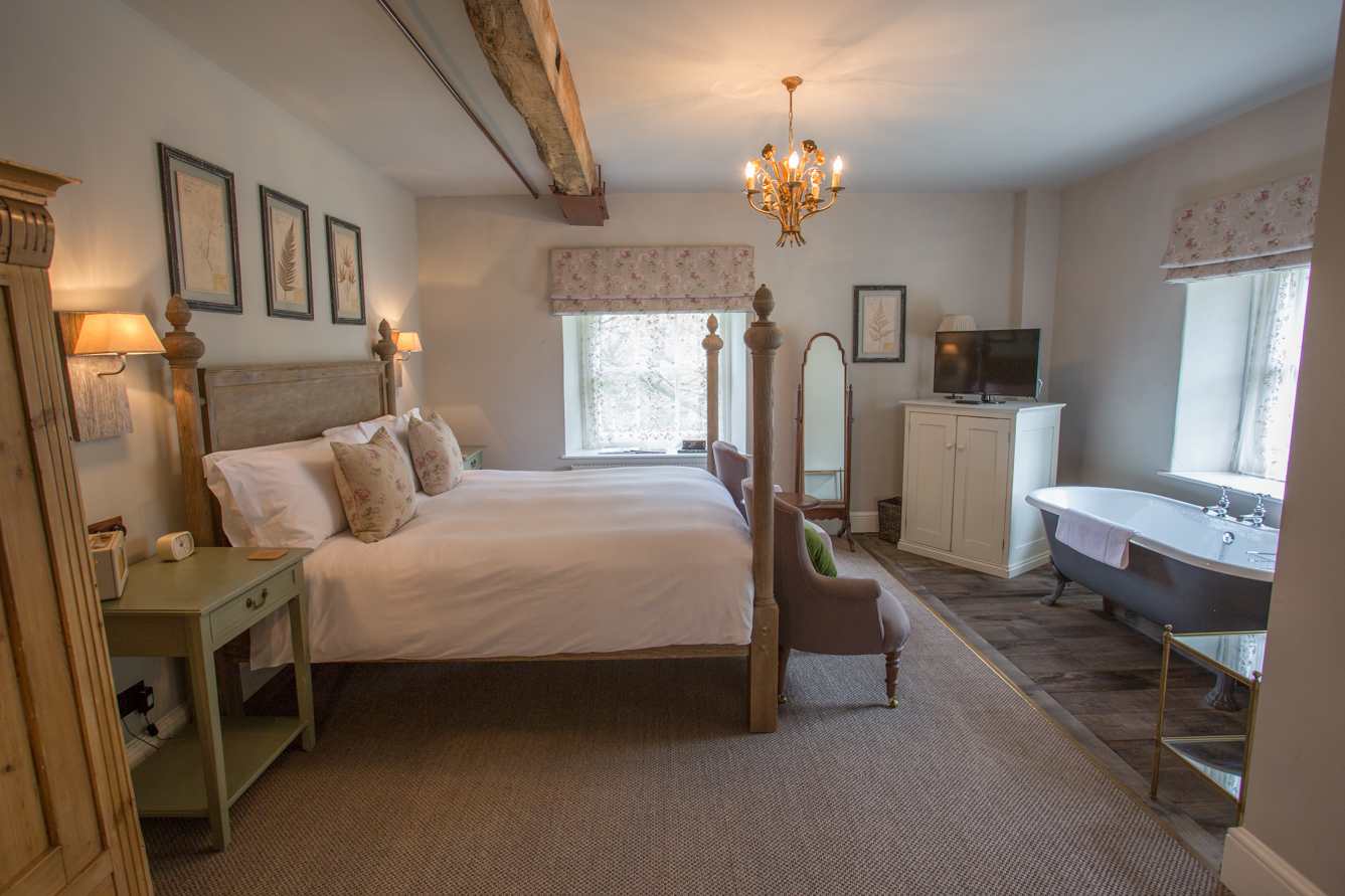 The Pig near Bath, Somerset Hotel & Restaurant in the Mendip Hills