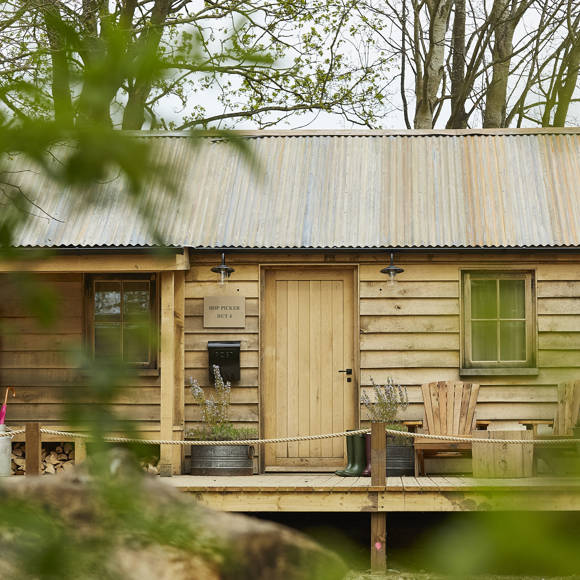 Hop Picker Hut exterior.jpg