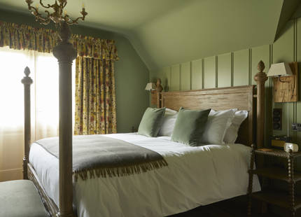 Pig Lodge 2 Bedroom.jpg