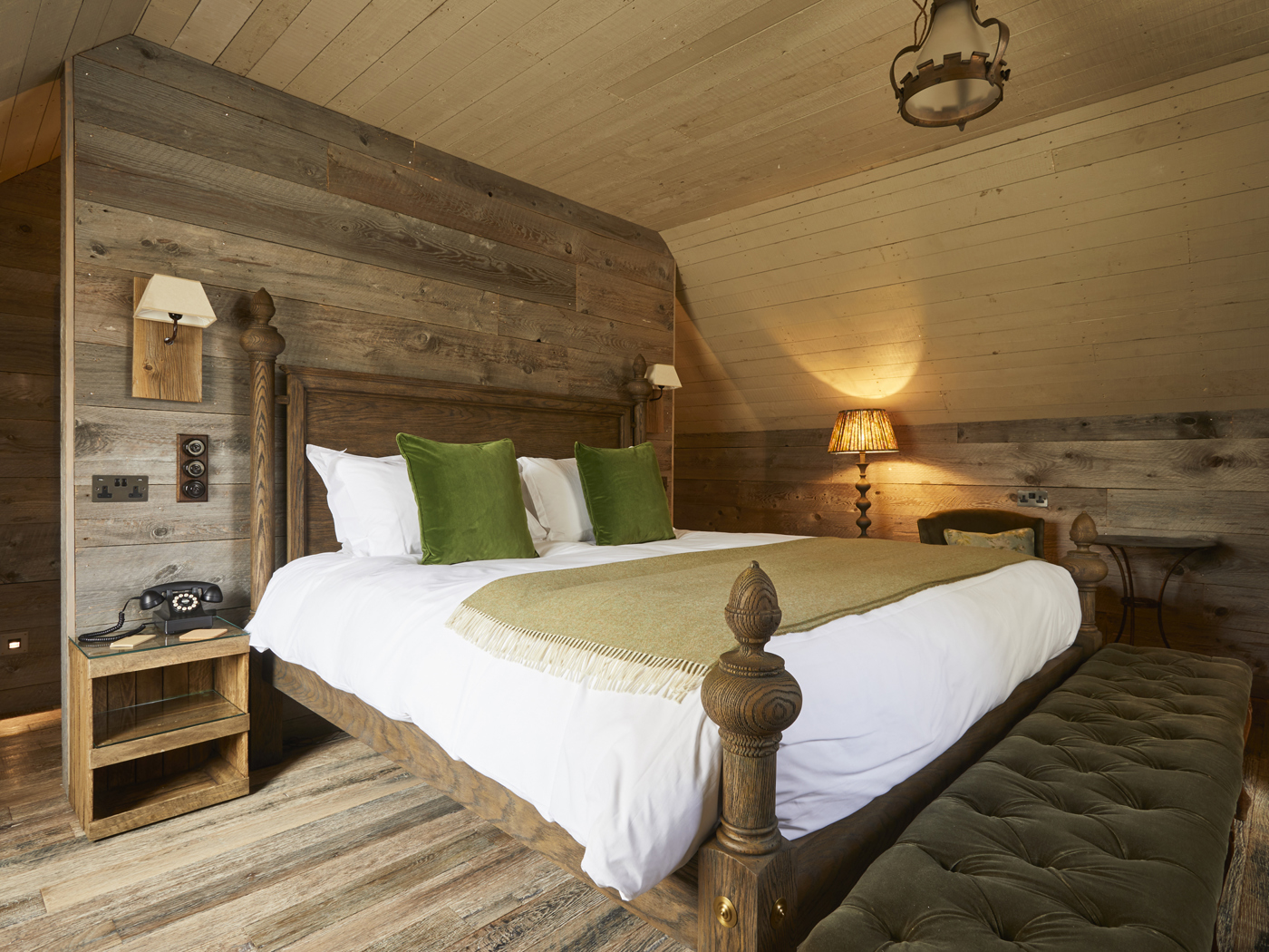 the-barn-bedroom-2