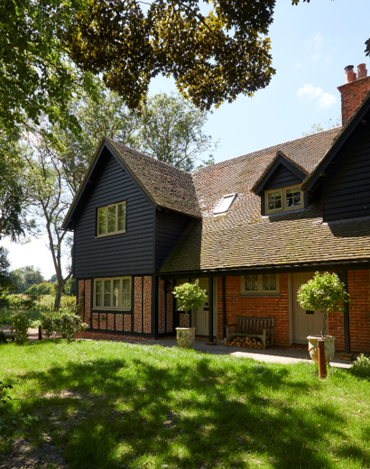 The Pig at Bridge Place — interior and exterior view 31