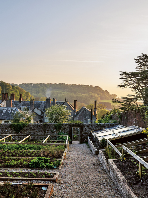 The Pig at Combe — interior and exterior view 10