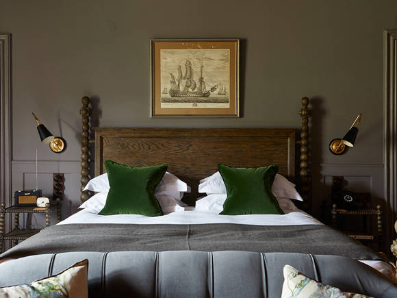 Room1 (1)