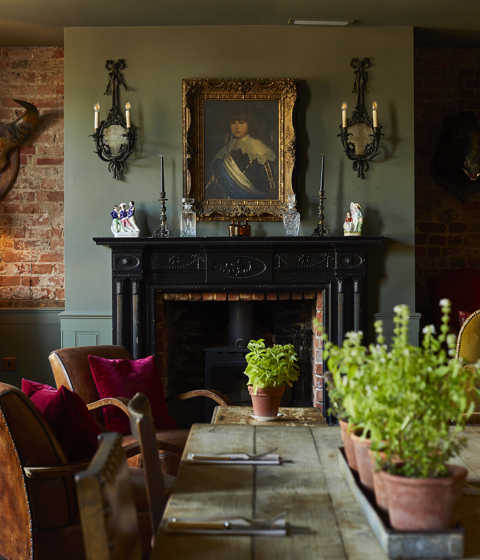 The Pig in the Wall — interior and exterior view 7