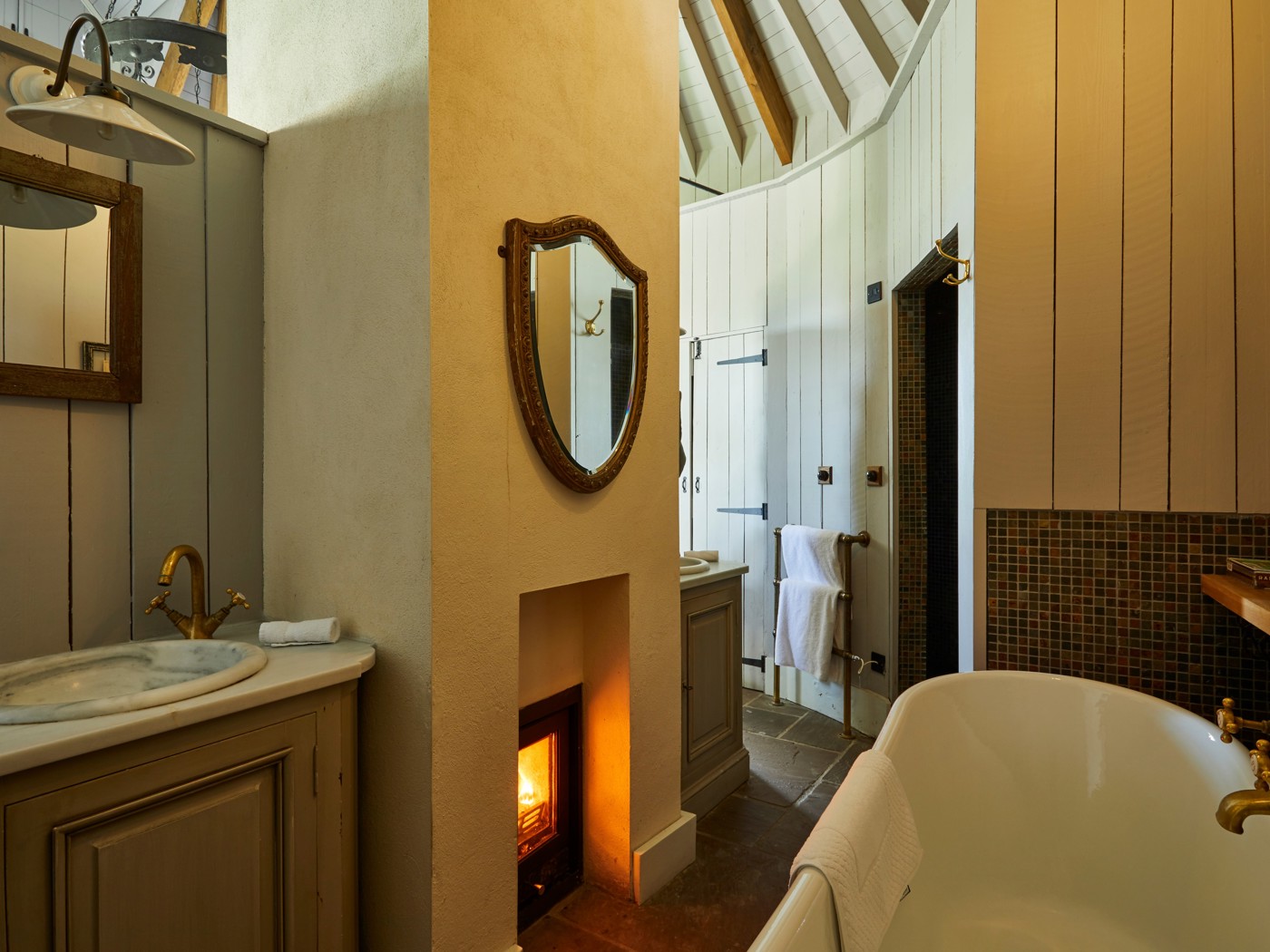 the-bothy-bathroom-credit-jake-eastham
