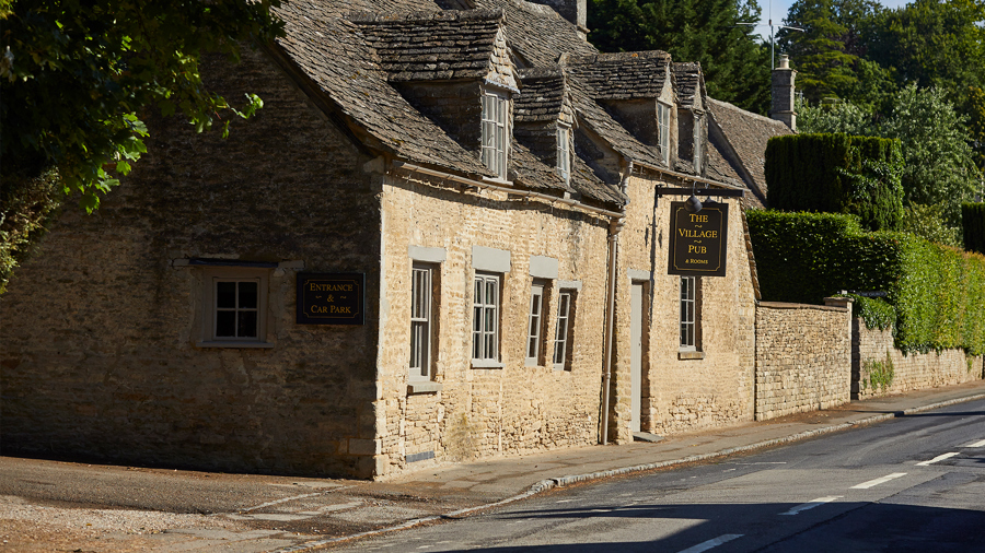 The Pig in the Cotswolds — interior and exterior view 19